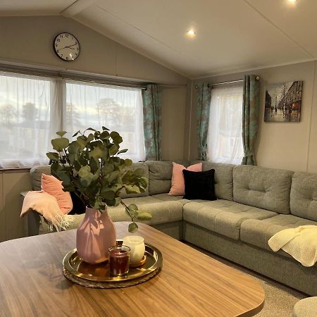 Lovely 3 Bedroom Holiday Home In Seton Sand Caravan Park Wi-Fi Xbox เอดินบะระ ภายนอก รูปภาพ