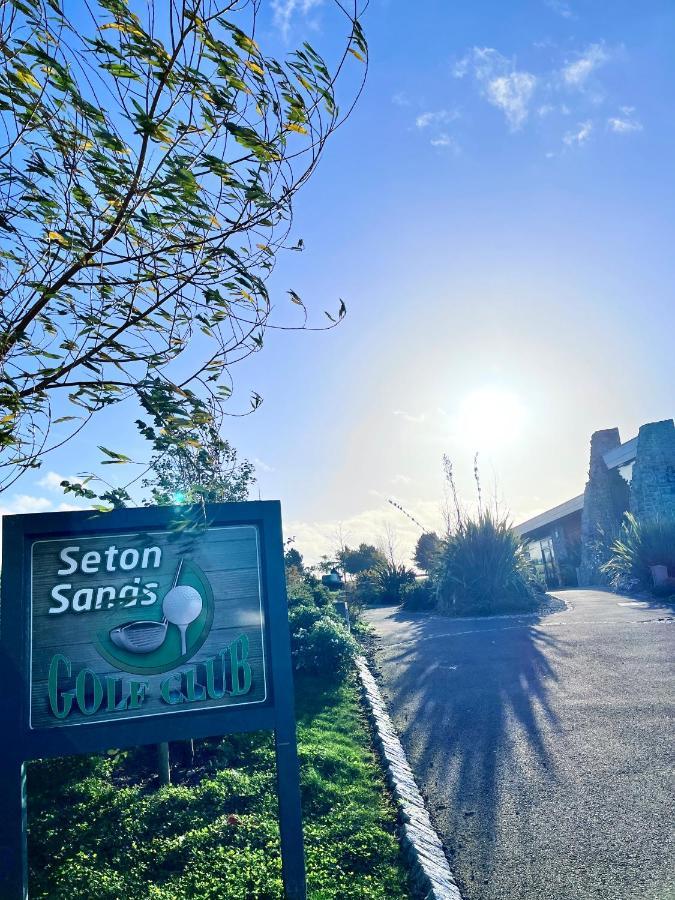 Lovely 3 Bedroom Holiday Home In Seton Sand Caravan Park Wi-Fi Xbox เอดินบะระ ภายนอก รูปภาพ
